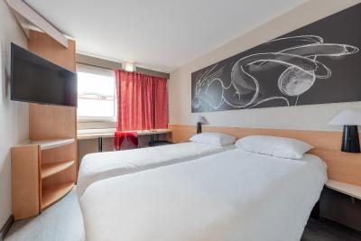 هتل ایبیز تولوس ونیورسیت