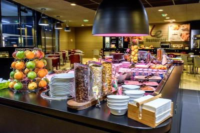 کمپانیل تولوس سود-بالما-سیت د لسپاس