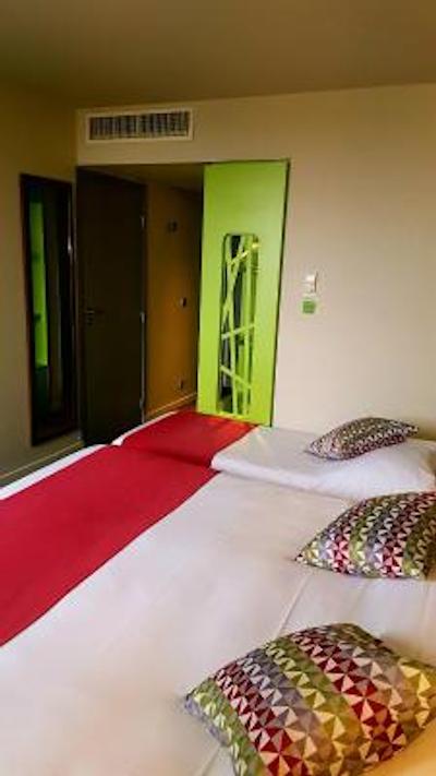 کمپانیل تولوس سود-بالما-سیت د لسپاس