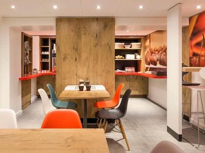 هتل ایبیز پاریز پر لاچیس