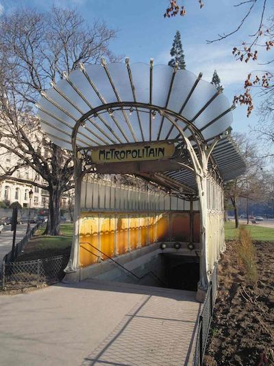 هتل ایبیز پاریز پر لاچیس