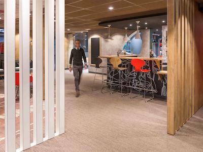 هتل ایبیز والنس سود