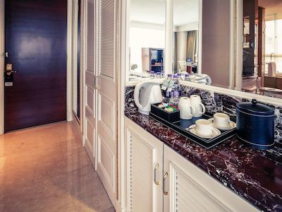 مرکور بیجینگ سی بی دی