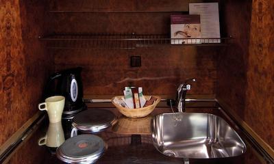 لیوینگ هتل ویسنسی