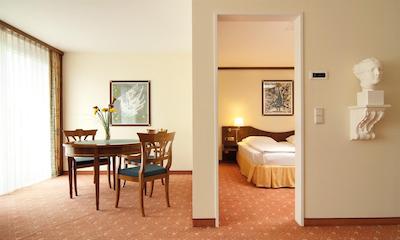 لیوینگ هتل ویسنسی