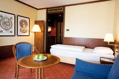 لیوینگ هتل ویسنسی