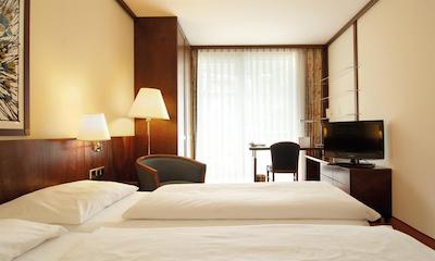 لیوینگ هتل ویسنسی