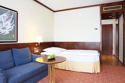 لیوینگ هتل ویسنسی