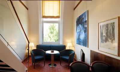 لیوینگ هتل ویسنسی