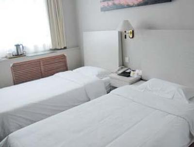 سوپر 8 بیجینگ شیجینگشان جیو جیو یوان