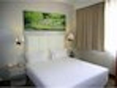 سوپر 8 بیجینگ شیجینگشان جیو جیو یوان