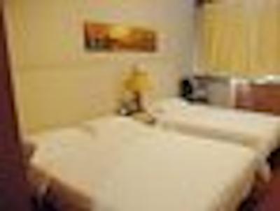 سوپر 8 بیجینگ شیجینگشان جیو جیو یوان