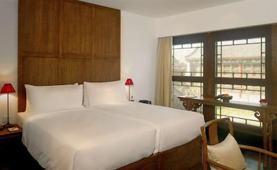 امان ات سامر پالاس