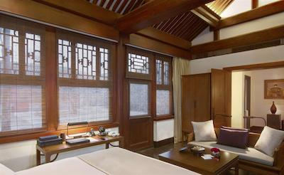 امان ات سامر پالاس