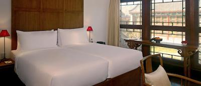 امان ات سامر پالاس