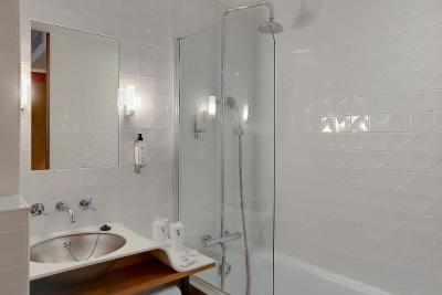 بست وسترن اولیویا اپرا