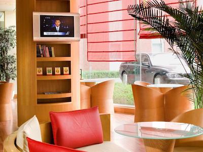 ایبیز چنگدو ینگفنگ