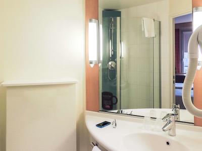 هتل ایبیز لین سود وین ساینت-لویز