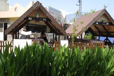 آلانیا کلاز هتل