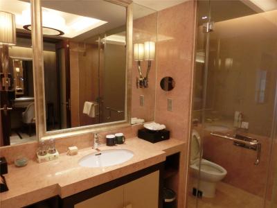 شنزهن بالیلای اینترنیشنال