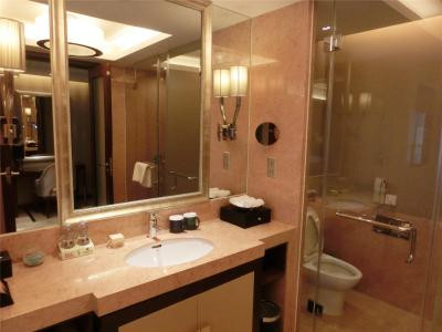 شنزهن بالیلای اینترنیشنال