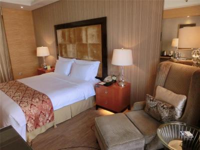 شنزهن بالیلای اینترنیشنال