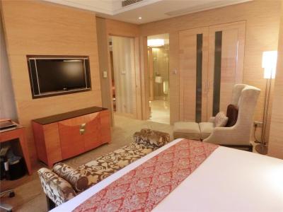 شنزهن بالیلای اینترنیشنال