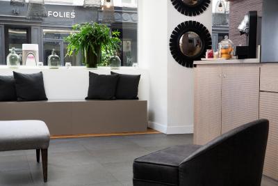 بست وسترن پرمیر له سار فلیس اپرا