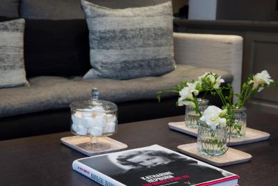 بست وسترن پرمیر له سار فلیس اپرا