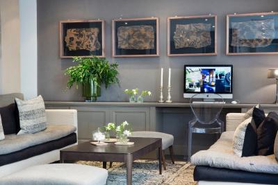 بست وسترن پرمیر له سار فلیس اپرا