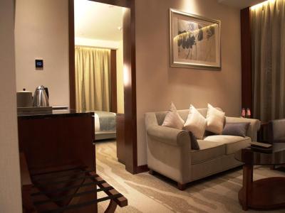 گراند سُلوکس زهنجیو