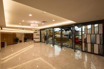 گراند سُلوکس زهنجیو