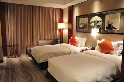 گراند سُلوکس زهنجیو