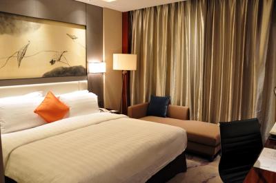 گراند سُلوکس زهنجیو