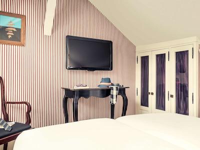 مرکور پاریس چامپس الیزه