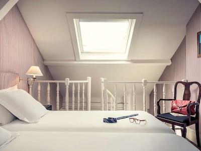 مرکور پاریس چامپس الیزه