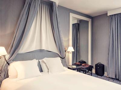 مرکور پاریس چامپس الیزه