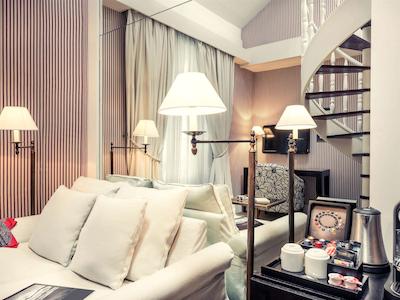 مرکور پاریس چامپس الیزه