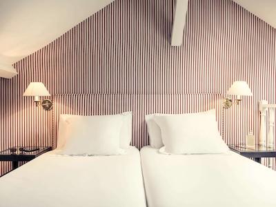 مرکور پاریس چامپس الیزه