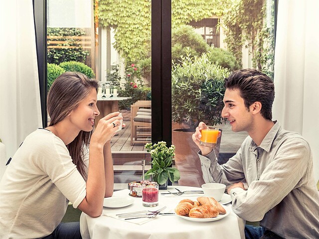 مرکور پاریس چامپس الیزه