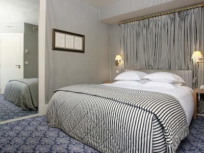 مرکور پاریس چامپس الیزه