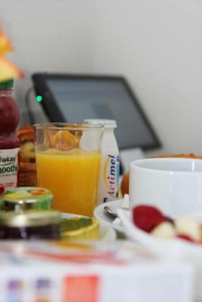 بست وسترن له مونپارنس