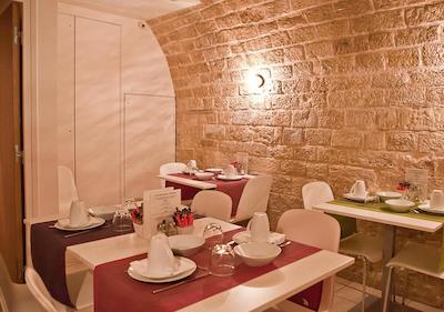 بست وسترن پرمیر الیسی سیکرت