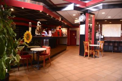 هیپوتل پاریس هیپدرم پارک فلورال