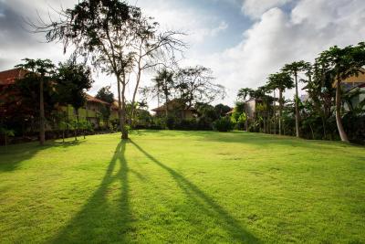 پلاگو هلید هتل