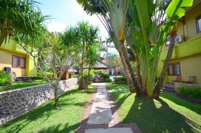 پلاگو هلید هتل