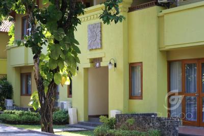 پلاگو هلید هتل