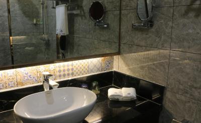 شنزهن لنگانگ جون یی هتل