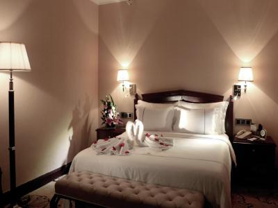 شنزهن لنگانگ جون یی هتل