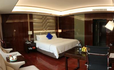 شنزهن لنگانگ جون یی هتل